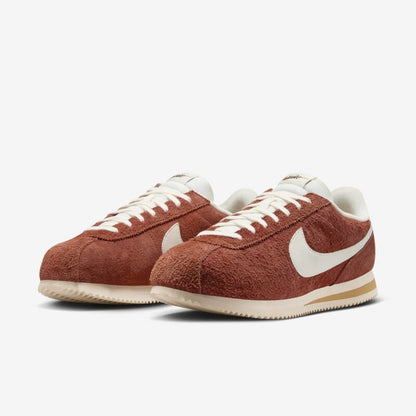 Nike Cortez SE Suede